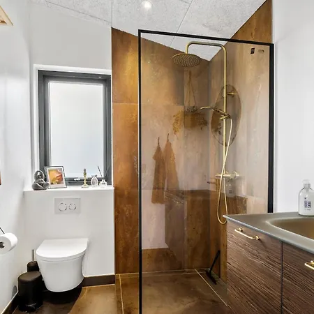 4 Bedroom Gorgeous In * Sjølund