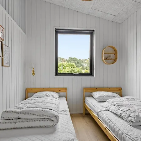 別荘 4 Bedroom Gorgeous In Sjølund