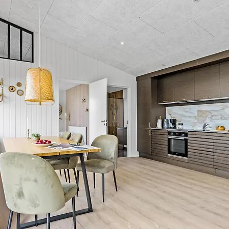 Holiday home 4 Bedroom Gorgeous In
